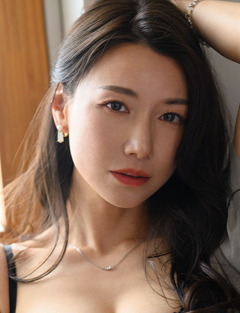 加藤あやのの人物写真